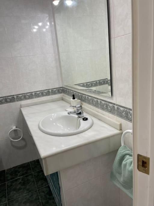 Estudio En Fuengirola Con Vistas Al Mar Εξωτερικό φωτογραφία
